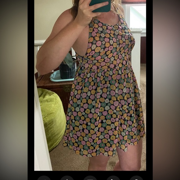 Lucca Couture Cross Back Flare Dress Colorful Daisy Tunic Top Women’s Small - Picture 7 of 16